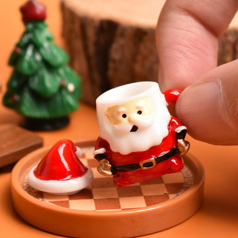 Resin Craft Supplies - ミニサンタティーカップオーナメント - クリスマス工芸品、妖精の庭、ホリデーギフトディスプレイ用の樹脂製ドールハウスデコレーション