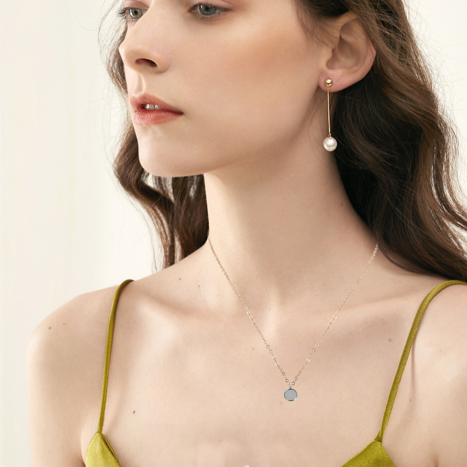 10個入り 12mm ラウンドペンダントトレイ 銅メッキ D - Resin Jewelry Kit のレビューと価格